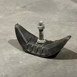 Фиксатор покрышки (резина) 1,6 Kayo (б/у)