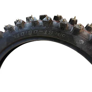 Покрышка шипованная RazorBack  ST 110/90-19