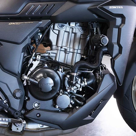 Мотоцикл ZONTES ZT350-GK (4T ZT184MP EFI) 17/17 ПТС (черный/золотой)