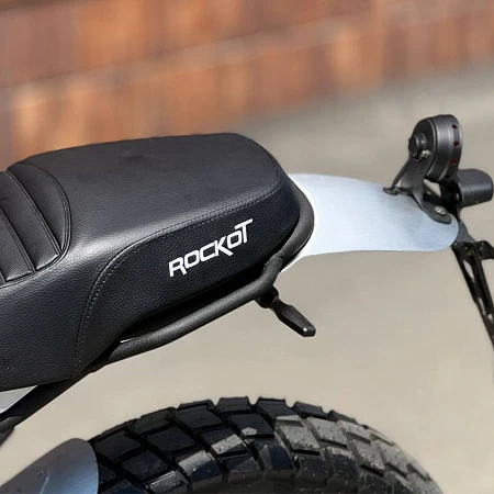 Мотоцикл дорожный ROCKOT SCRAMBLER (черный глянцевый)
