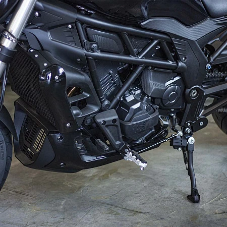 Мотоцикл Benelli 502 C (серебристый) 2026г.